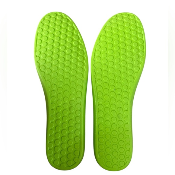 Rothy’s women’s 9.5 lace up sneaker in excellent condition - Picture 7 of 8